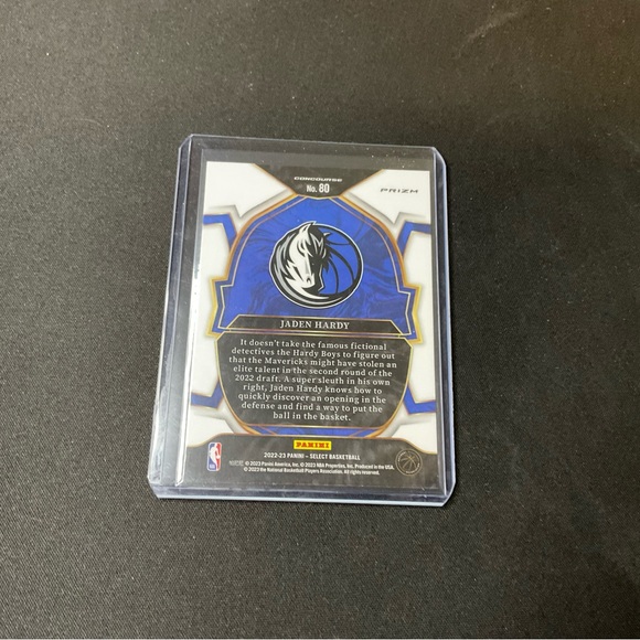 Jaden Hardy Red Ice Prizm RC Select Basketball 2022-23 - Picture 2 of 2